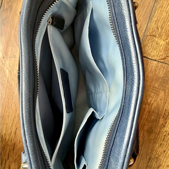 Vintage Coach Navy Blue Leather Handbag! - Picture 10 of 11
